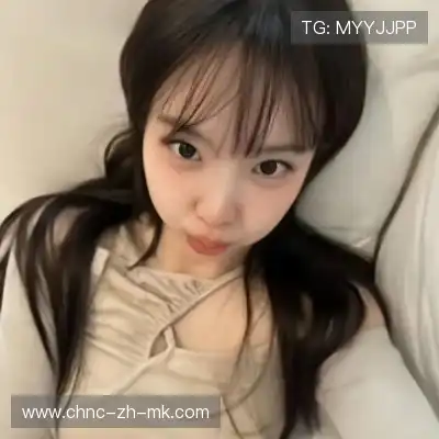 侯跃雯
